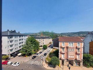 Piso en venta en Ventiun en Ourense
