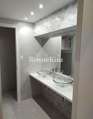 Local comercial en alquiler en Les Planes en Hospitalet de Llobregat, L´