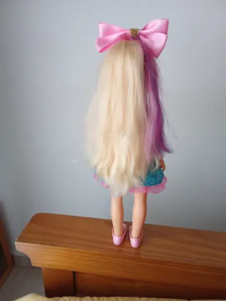 Muñeca Nancy con vestido y chaqueta