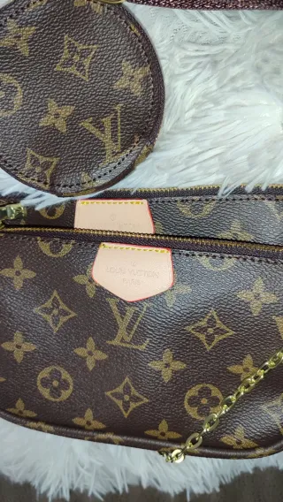 Borsa doppia marrone con tracolla e portamonete