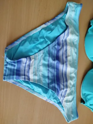 Bikini azul y turquesa Marie Claire
