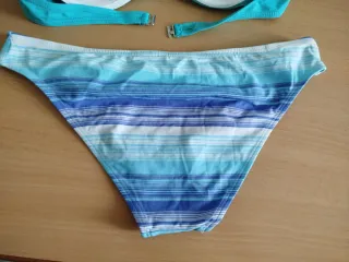 Bikini azul y turquesa Marie Claire