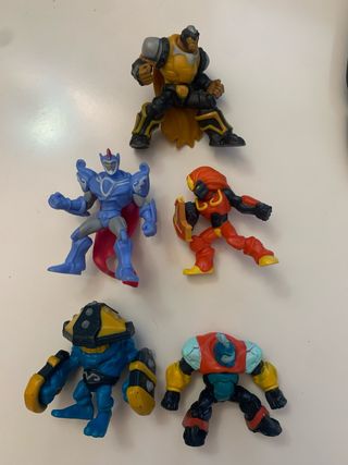 Figuras Gormiti. Pack de 5 muñecos