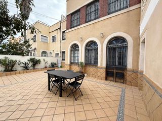 Piso en alquiler en Ciudad Jardín - Tagarete - El Zapillo en Almería