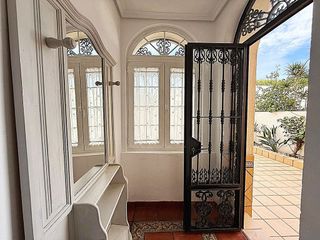 Piso en alquiler en Ciudad Jardín - Tagarete - El Zapillo en Almería