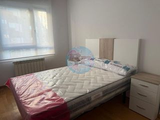 Piso en alquiler en San Mamés - La Palomera en León