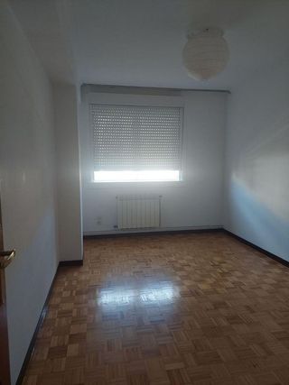 Piso en alquiler en Cuatro Caminos - Plaza de la Cubela en Coruña (A)