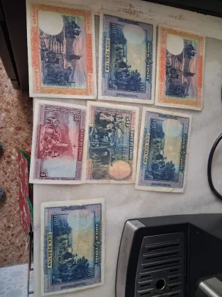 Lote de 7 Bill. antig. españ. 1925-28. todos o sue