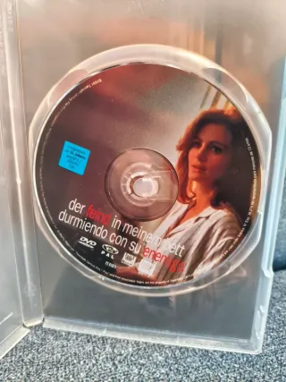 DVD Durmiendo con su enemigo