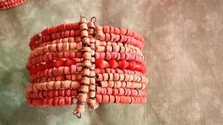 Gargantillas y pulsera ajustables