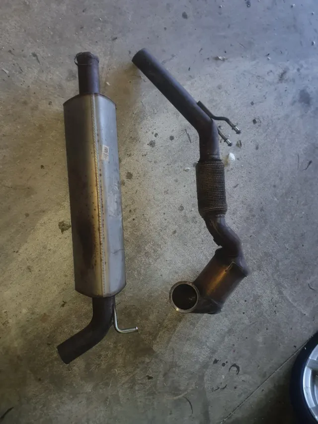 Escape Golf 7 GTI Silencioso + Tramo