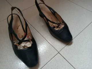 Zapatos de piel para señora
