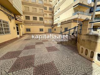 Local comercial en venta en Ontinyent