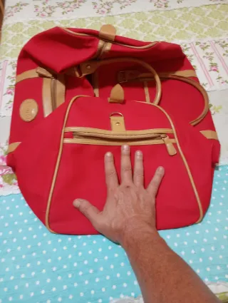 Bolsa de viaje casi a estrenar