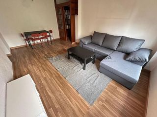 Piso en venta en As Lagoas en Ourense