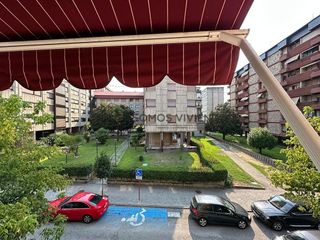 Piso en venta en As Lagoas en Ourense