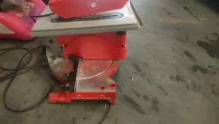 Ingletadora Eléctrica Roja