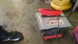 Ingletadora Eléctrica Roja