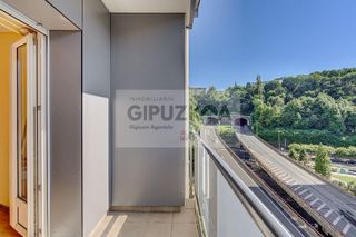Piso en venta en Amara - Berri en San Sebastián-Donostia