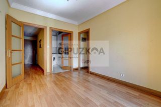 Piso en venta en Amara - Berri en San Sebastián-Donostia