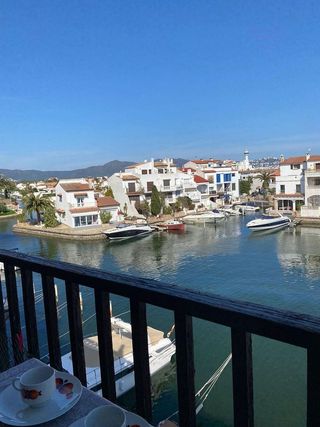 Piso en venta en Empuriabrava en Castelló d´Empúries