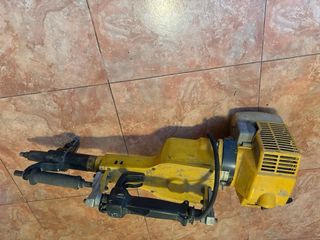 Escarradora de olivos