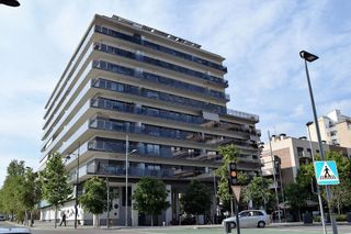 Garaje en alquiler en Casagemes - Canyadó en Badalona