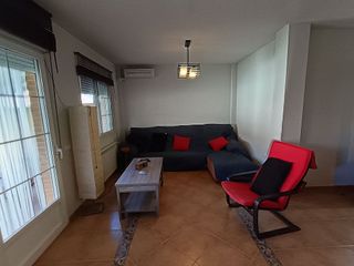 Casa adosada en venta en PAU 2-600 en Puertollano