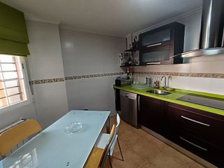 Casa adosada en venta en PAU 2-600 en Puertollano