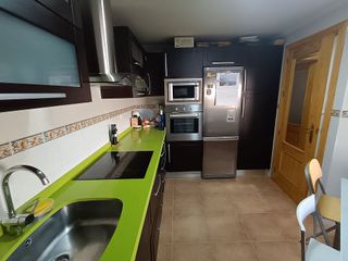 Casa adosada en venta en PAU 2-600 en Puertollano