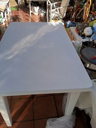 Mesa de comedor de madera maciza