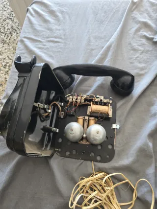 Teléfono Antiguo Negro 5523F