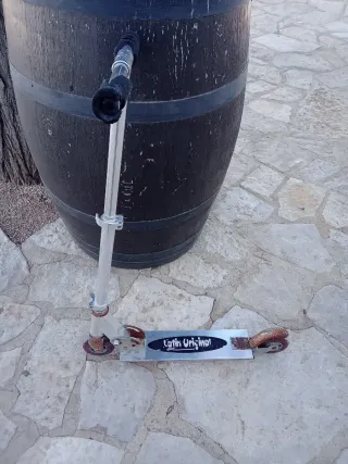 Patinete metálico LATIN ORIGINAL