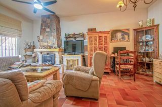 Casa adosada en venta en Colores - Entreparques en Sevilla