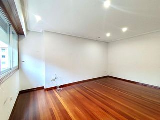 Piso en alquiler en Centro en Ourense