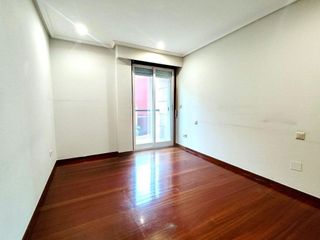 Piso en alquiler en Centro en Ourense