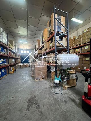 Nave industrial en alquiler en Lucena
