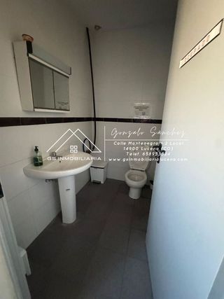 Nave industrial en alquiler en Lucena