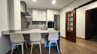 Piso en alquiler en Universidad en Ourense