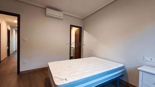 Piso en alquiler en Universidad en Ourense