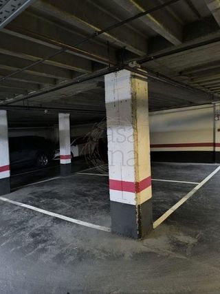 Garaje en alquiler en Barrio de Abando en Bilbao