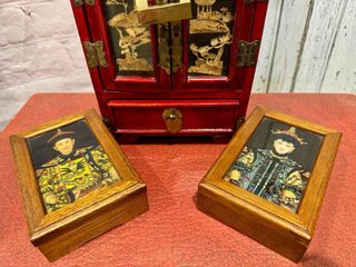 Joyero chino antiguo con candado y llave