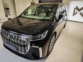 Voyah Dream 109kW Premium MY24 2025