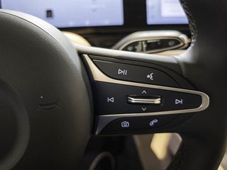 Voyah Dream 109kW Premium MY24 2025