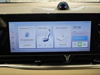 Voyah Dream 109kW Premium MY24 2025