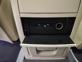 Voyah Dream 109kW Premium MY24 2025