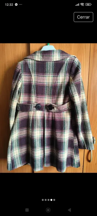 Abrigo de paño cuadros beige y morado