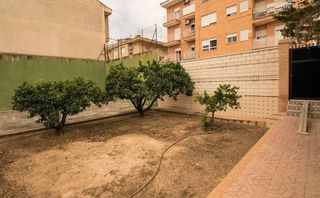 Solar en venta en Núcleo Urbano en Pobla de Vallbona (la)