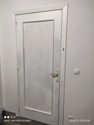 Puerta de interior madera