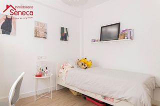 Piso en venta en Santa Rosa - Valdeolleros en Córdoba